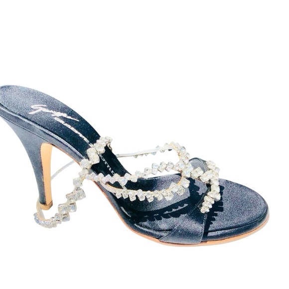 Giuseppe Zanotti black satin high heel with crystals Sz 8 eu 38 never worn - Picture 8 of 15